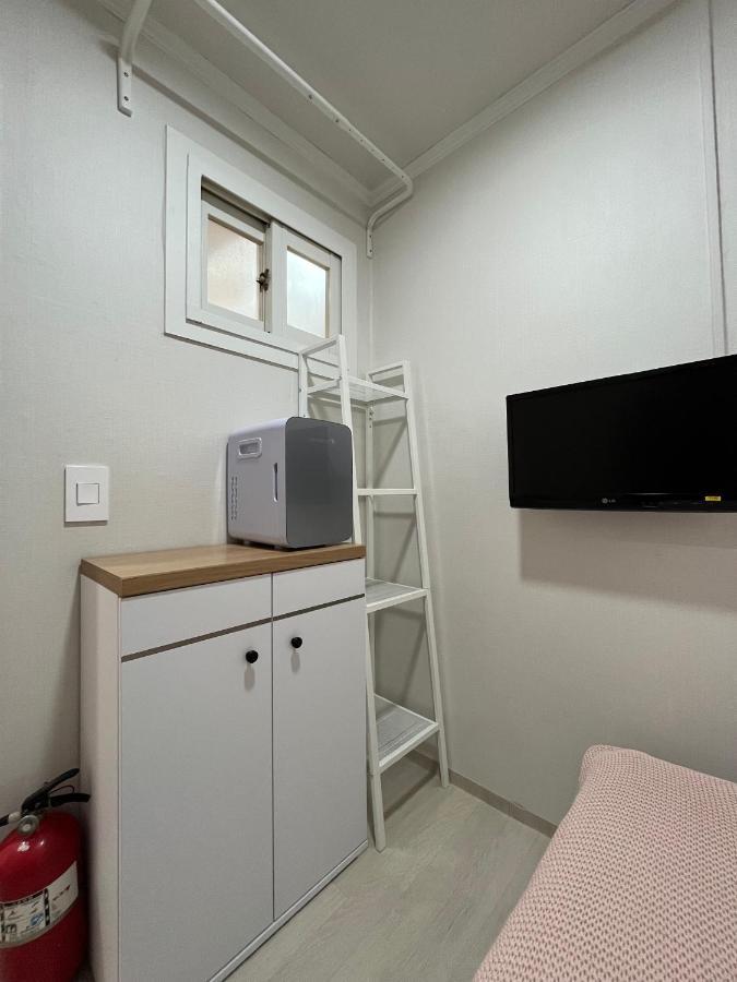 The Cube House - Female Only * Seul