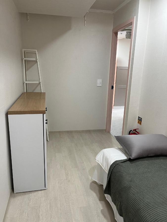The Cube House - Female Only * Seul