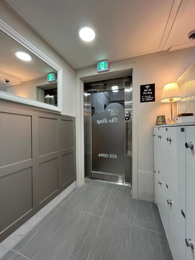 The Cube House - Female Only Albergue *